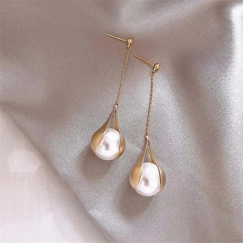 Golden Pearl Earrings