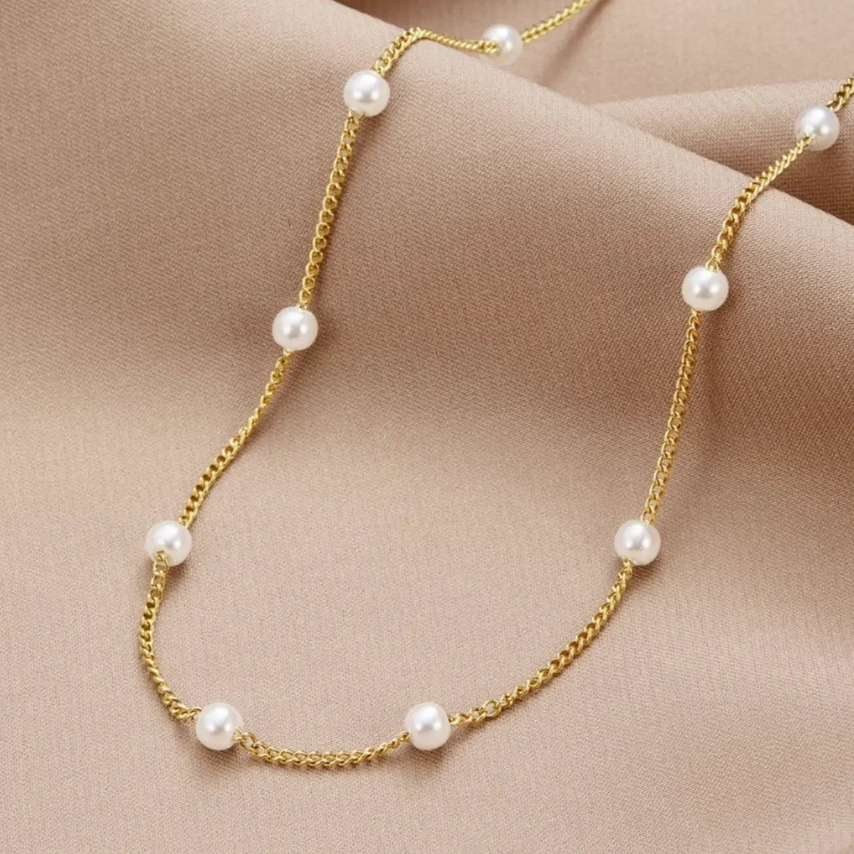 Freshwater pearl golden necklace