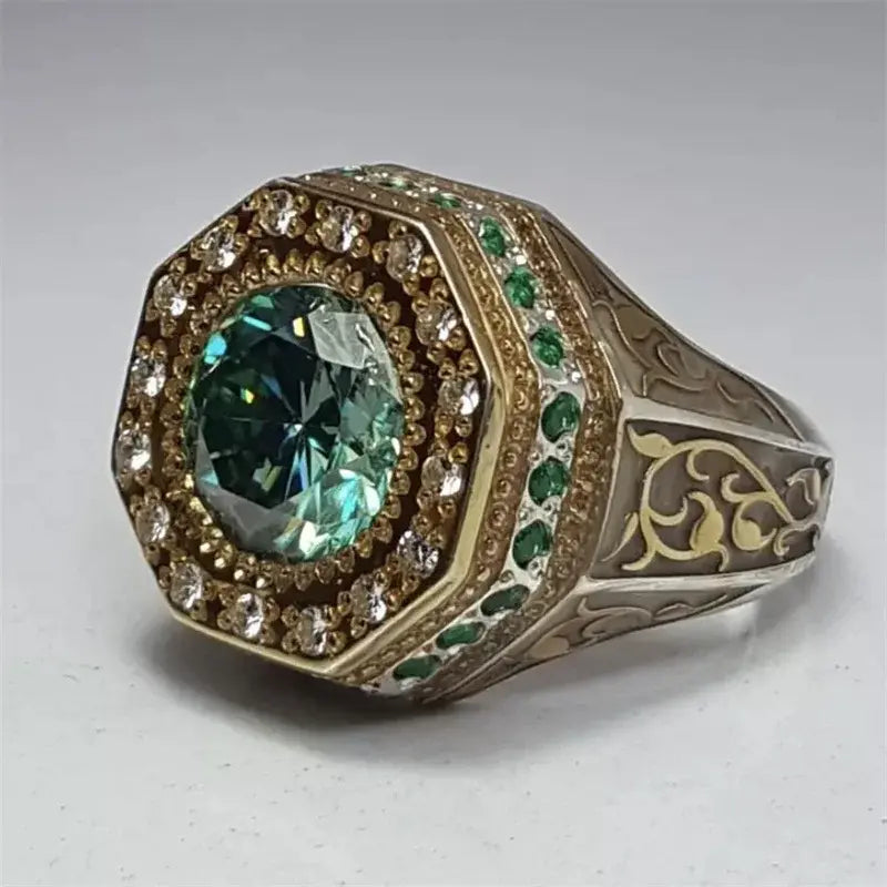 Green Ring in Vintage Brilliant Golden
