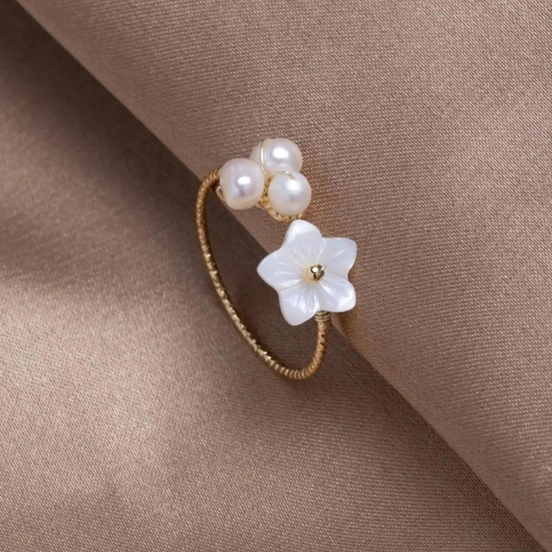 Adjustable Pearl Flower Ring in Golden