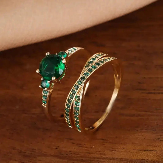 Elegant Rings made of Green Golden