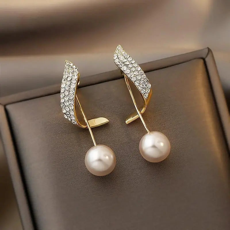 Golden Pearl Earrings