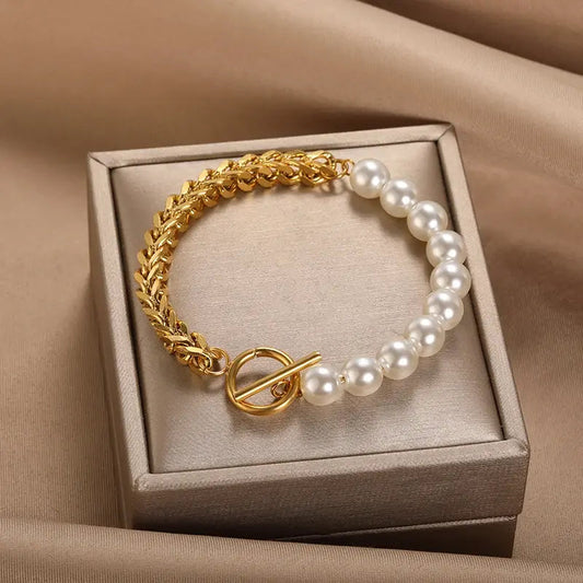 Elegant Golden and Pearl Bracelet