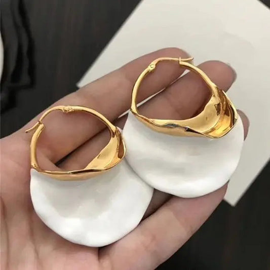 Vintage Earrings in White and Golden
