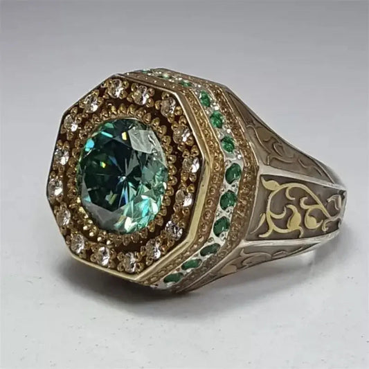 Green Ring in Vintage Brilliant Golden